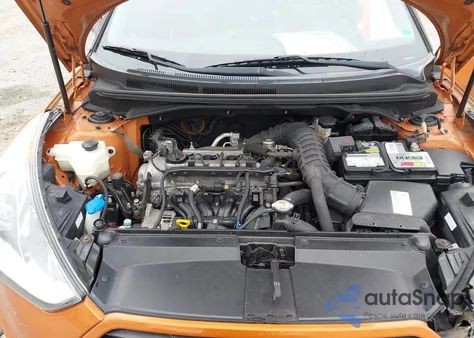 2014 Hyundai Veloster Turbo W/Black z USA, uszkodzony, nr VIN KMHTC6AE4EU200540